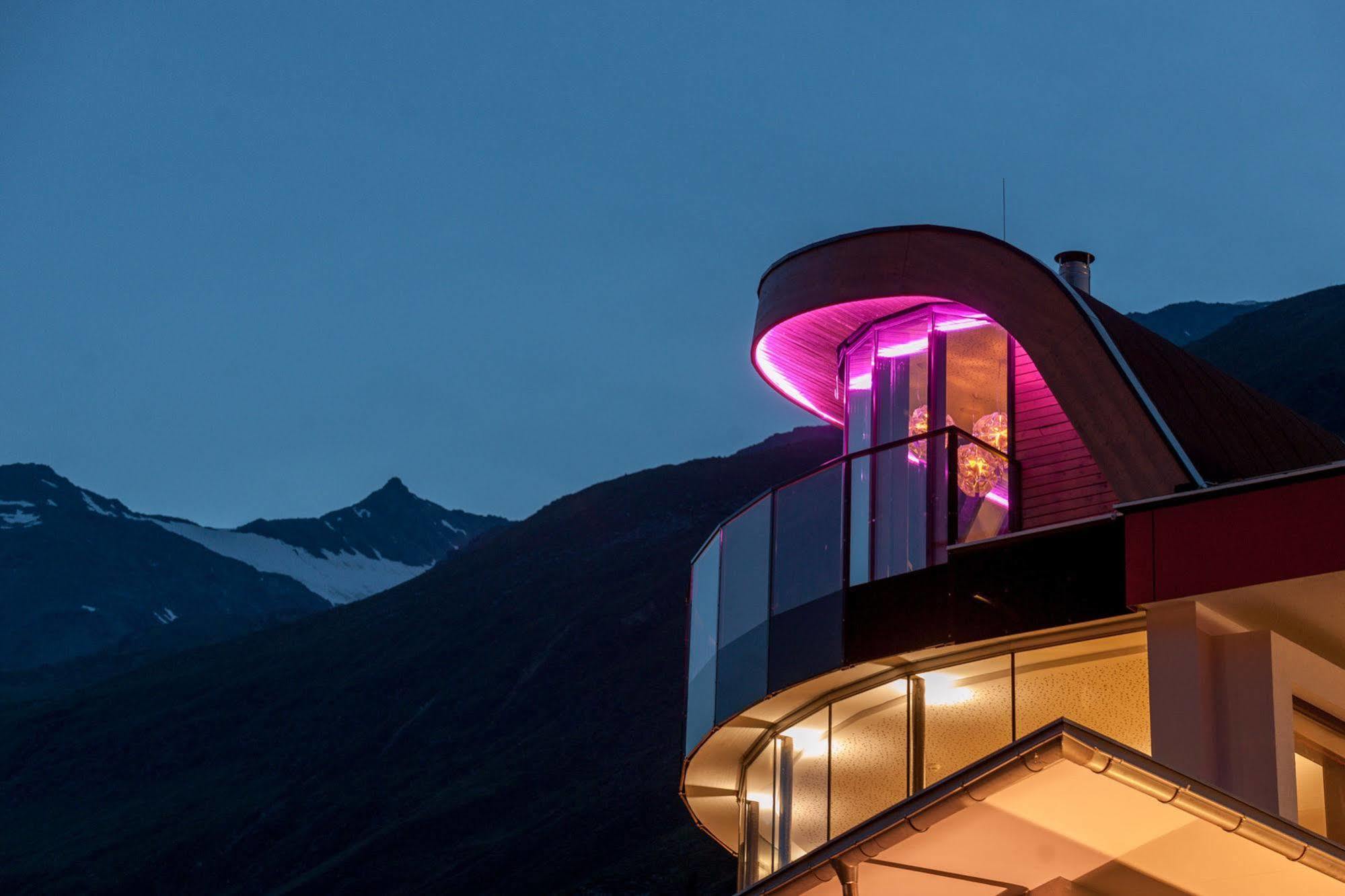 Josl Mountain Lounging Hotel - Adults Only! โอเบอร์กัวร์เกิล ภายนอก รูปภาพ