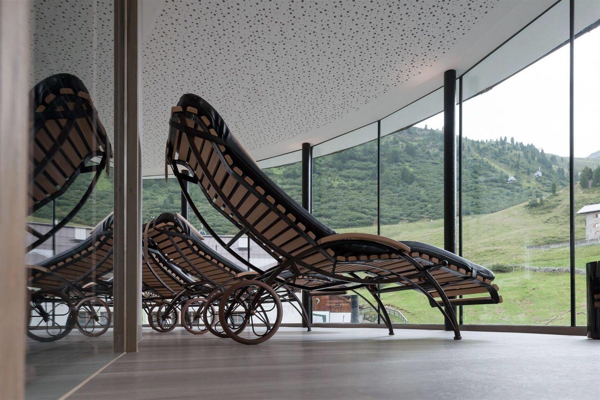 Josl Mountain Lounging Hotel - Adults Only! โอเบอร์กัวร์เกิล ภายนอก รูปภาพ